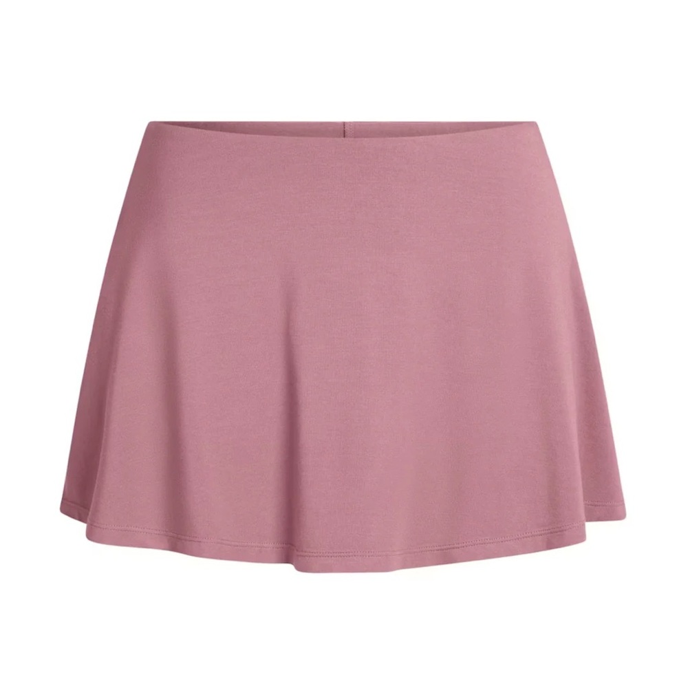 SKIMS Smooth Lounge Mini Skort in Redwood NWT M